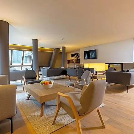 Monti & Wellness Hotel